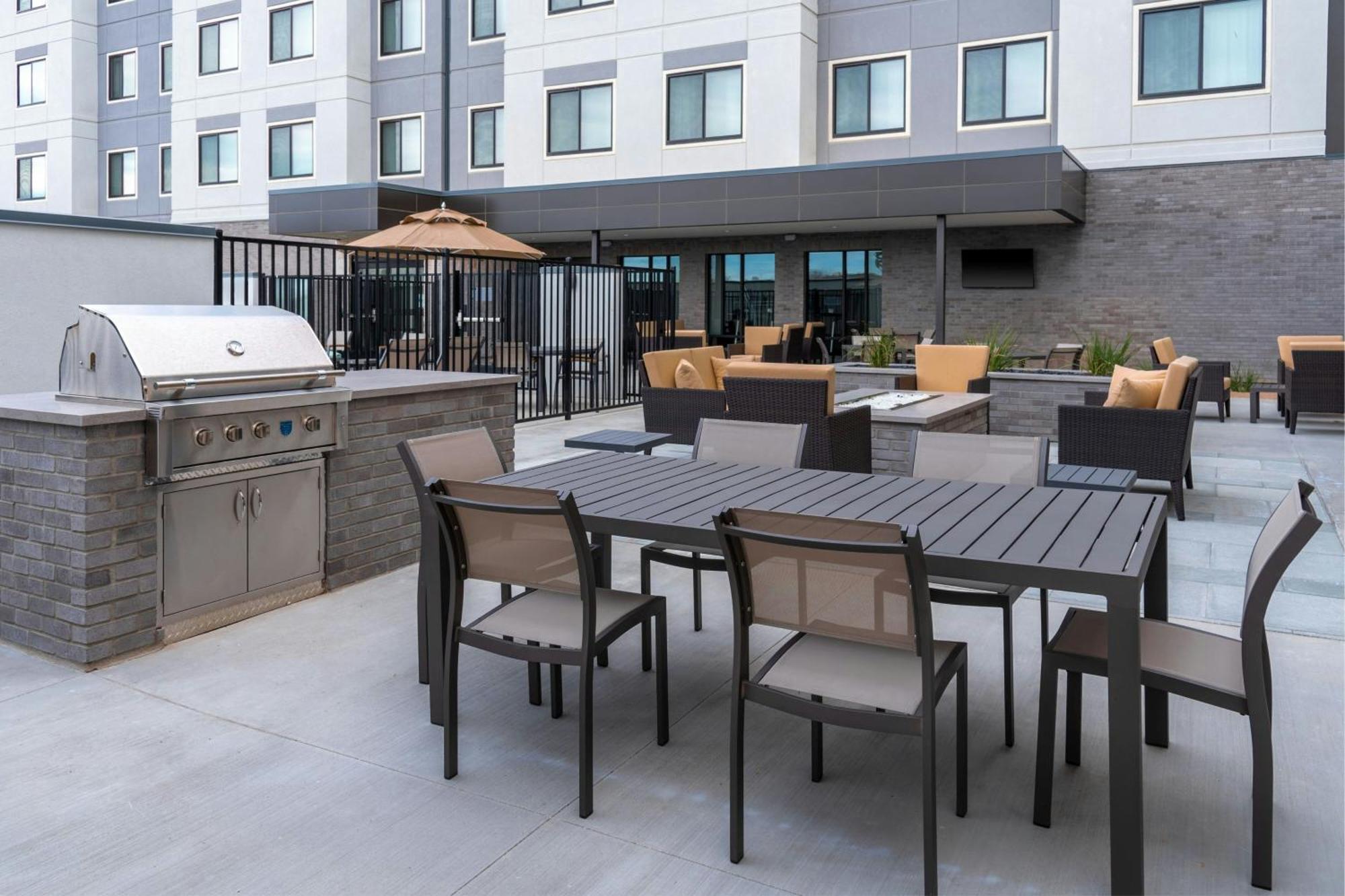 Residence Inn By Marriott Lancaster Palmdale 외부 사진